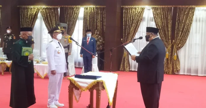 Sulwan Aboenawas Dilantik Jadi Pj Bupati Koltim