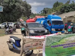 Warga Blokir Jalan Utama Penghubung Kendari-Toronipa Warga Blokir Jalan Utama Penghubung Kendari-Toronipa