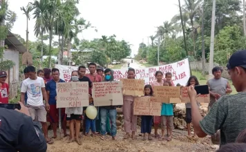 Di Balik Pembatalan Pengaspalan Jalan Provinsi Wakumoro-Laiba di Muna Di Balik Pembatalan Pengaspalan Jalan Provinsi Wakumoro-Laiba di Muna