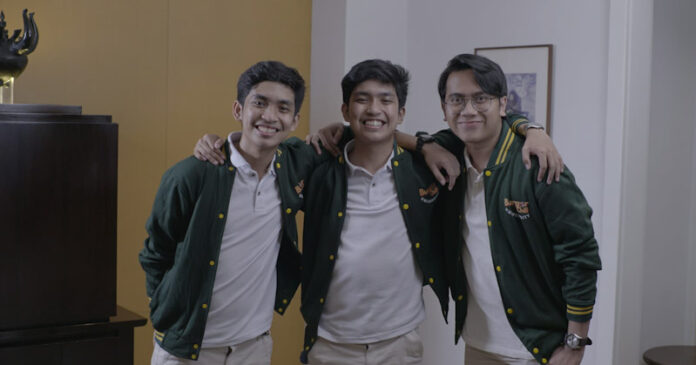 Tiga Mahasiswa dan Pengusaha Burgerchill Dapat Beasiswa BRI Peduli-Creation 2021