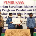 112 Mahasiswa Ikut Pelatihan dan Sertifikasi Vokasi, UHO Teken MoU dengan BLK Kendari 112 Mahasiswa Ikut Pelatihan dan Sertifikasi Vokasi, UHO Teken MoU dengan BLK Kendari