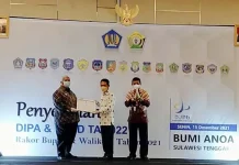 Wakatobi Jadi Daerah Terbaik Kedua untuk Penyaluran Dana Desa di Sultra Wakatobi Jadi Daerah Terbaik Kedua untuk Penyaluran Dana Desa di Sultra