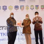 Pemkot Kendari Terima DIPA Rp0,9 Triliun untuk Tahun 2022 Pemkot Kendari Terima DIPA Rp0,9 Triliun untuk Tahun 2022