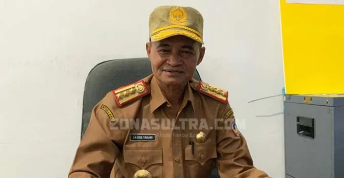 Asisten Administrasi Umum dan Kepegawaian (asisten 3) Setda Mubar, La Ode Takari