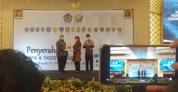DJPb Serahkan DIPA 2022 ke Pemprov Sultra, Berikut Rinciannya