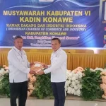 Yusran Akbar Resmi Pimpin Kadin Konawe Yusran Akbar Resmi Pimpin Kadin Konawe