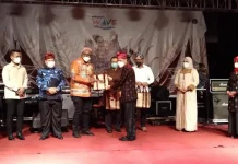 Bupati Wakatobi Minta Kemenko Marves Bantu Akselerasi Pembangunan Destinasi Wisata Bupati Wakatobi Minta Kemenko Marves Bantu Akselerasi Pembangunan Destinasi Wisata