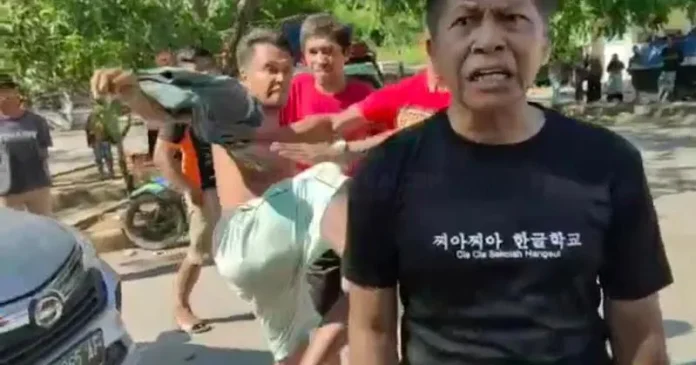 Tak Mau Bayar Jatah Preman, Penumpang Ini Alami Kekerasan di Pelabuhan Amolengo