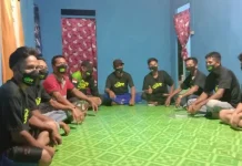ASR Konawe Bagikan Paket Sembako ke Petani di Onembute