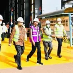 Titah Jokowi ke Bupati Konawe dan Gubernur: Jaga Keamanan Investasi VDNI Titah Jokowi ke Bupati Konawe dan Gubernur: Jaga Keamanan Investasi VDNI