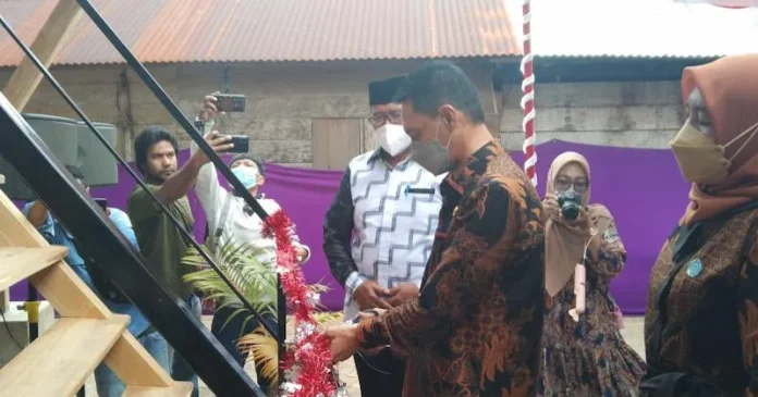 Bupati Wakatobi Resmikan Pojok Baca di Kelurahan Mandati II Bupati Wakatobi Resmikan Pojok Baca di Kelurahan Mandati II