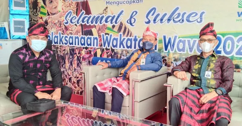 Bank Sultra Serahkan Dana CSR ke Pemda Wakatobi