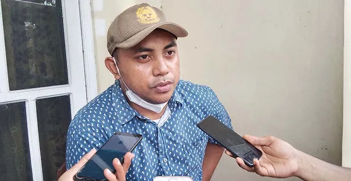 Kepala Kantor Kelurahan Mandati I La Evi