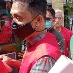 Tiga Tersangka Kasus Mafia Tanah Milik UHO Resmi Ditahan Tiga Tersangka Kasus Mafia Tanah Milik UHO Resmi Ditahan