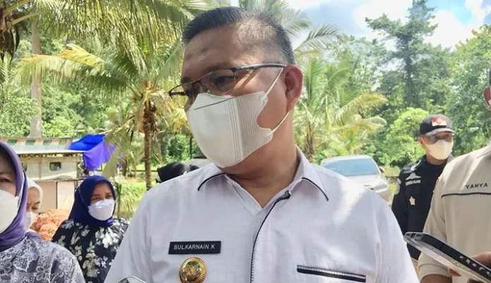 Wali Kota kendari Sukarnain Kadir