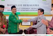 Kakanwil Sultra Serahkan Bantuan Operasional FKUB ke Graha Moderasi Beragama Kakanwil Sultra Serahkan Bantuan Operasional FKUB ke Graha Moderasi Beragama