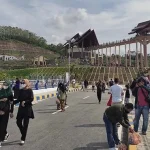 Meski Ditutup, Bendungan Ladongi Koltim Tetap Dipadati Pengunjung Meski Ditutup, Bendungan Ladongi Koltim Tetap Dipadati Pengunjung