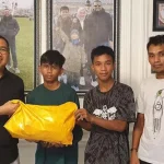Berkat AJP Peduli, Dua Anak Ini Kembali Bersekolah Berkat AJP Peduli, Dua Anak Ini Kembali Bersekolah