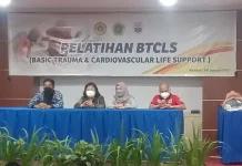 Prodi Keperawatan dan Profesi Ners UMW Kendari Gelar Pelatihan BTCLS Prodi Keperawatan dan Profesi Ners UMW Kendari Gelar Pelatihan BTCLS
