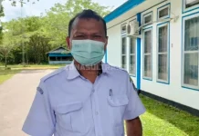 Pemkab Mubar Akan Lakukan Vaksinasi Dosis Ketiga Kepala Bidang (Kabid) Pencegahan dan Pengendalian Penyakit (P2P) Dinkes Mubar, Almawin Susen