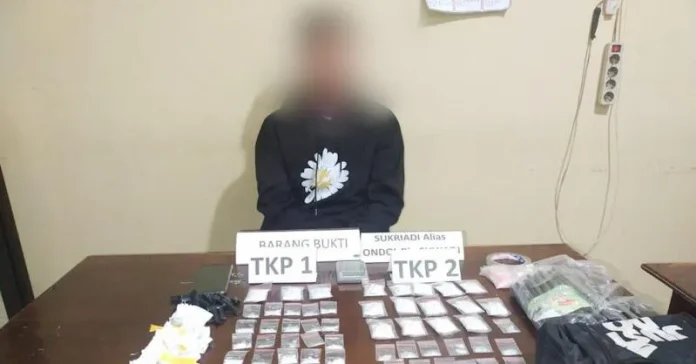 Pengedar Narkoba Kembali Ditangkap di Kendari, Polisi Amankan 65 Saset Sabu Siap Edar
