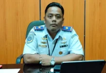 Wings Air Tambah Frekuensi Terbang Rute Mubar-Makassar 5 Kali Seminggu Kepala Bandara Sugimanuru Mubar M. Khusnudin