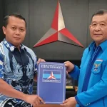 Dalle Effendi Dapat Rekomendasi Demokrat untuk Jadi Wakil Bupati Koltim Dalle Effendi Dapat Rekomendasi Demokrat untuk Jadi Wakil Bupati Koltim