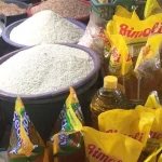 Problem Harga Minyak Goreng, Pedagang Kendari sampai Berdebat dengan Pembeli Problem Harga Minyak Goreng, Pedagang Kendari sampai Berdebat dengan Pembeli