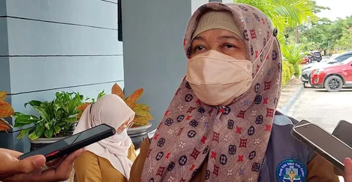 Kepala Dinas Kesehatan Kota Kendari Rahminingrum