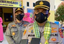 Kondisi Iklim Mendukung, Kapolres Muna Ajak Masyarakat Mubar Kembangkan Tanaman Vanili Kapolres Muna AKBP Mulkaifin