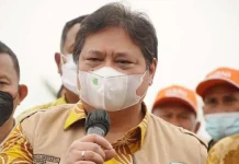 Kunker ke Riau, Airlangga Mengaku Terima Aspirasi dari Petani Sawit yang Ingin Masa Jabatan Jokowi Diperpanjang Menteri Koordinator Bidang Perekonomian Airlangga Hartarto