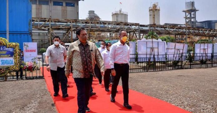 Hadiri Groundbreaking Perluasan Pabrik Refinery Mineral di Gresik, Ini Harapan Menko Airlangga