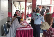 Lapas Kelas II A Kendari Gelar Vaksinasi Booster untuk Pegawainya Lapas Kelas II A Kendari Gelar Vaksinasi Booster untuk Pegawainya