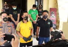 Dapat Keuntungan Rp10 Juta, Dua Pria Ini Rela Jadi Kurir Narkoba Dapat Keuntungan Rp10 Juta, Dua Pria Ini Rela Jadi Kurir Narkoba