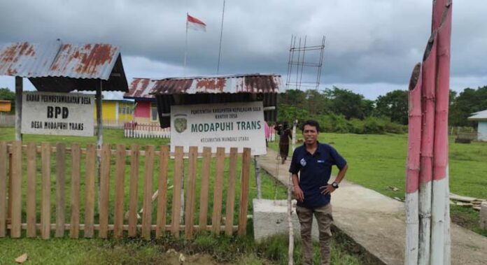 Cerita Herman, Petugas BRI Penyalur Bansos di Pelosok Kepulauan Maluku Utara