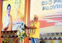 ARB Instruksikan Kader Golkar Solid Dukung Airlangga Capres 2024 ARB Instruksikan Kader Golkar Solid Dukung Airlangga Capres 2024