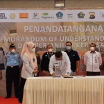 Pemkot Kendari Teken Kerja Sama untuk Mal Pelayanan Publik Pemkot Kendari Teken Kerja Sama untuk Mal Pelayanan Publik