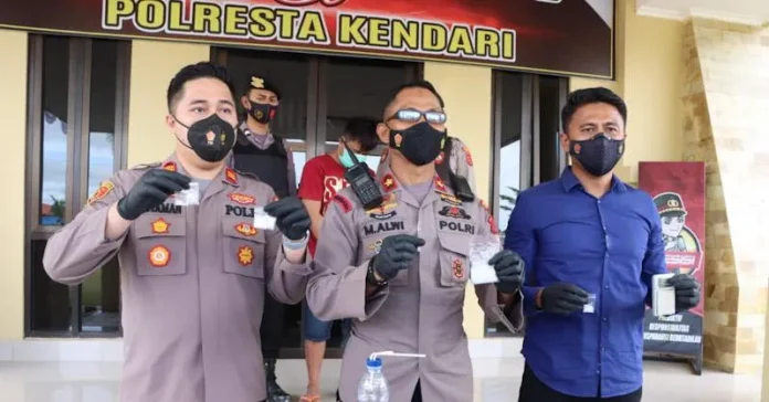 Polres Kendari Tangkap Kurir Narkoba Antar Sulawesi dengan Upah Rp3 juta