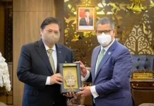 Bertemu Presiden COP26 UK, Menko Airlangga Bahas Upaya Indonesia Mendorong Pemulihan Ekonomi Global Bertemu Presiden COP26 UK, Menko Airlangga Bahas Upaya Indonesia Mendorong Pemulihan Ekonomi Global