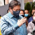 Pemerintah Dorong Vaksinasi Booster, Antisipasi Varian Omicron Menteri Koordinator Bidang Perekonomian Airlangga Hartarto