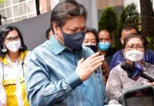 Pemerintah Dorong Vaksinasi Booster, Antisipasi Varian Omicron Menteri Koordinator Bidang Perekonomian Airlangga Hartarto