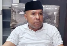 DPRD Kota Soroti Bulog Sultra Soal Kerumuman di Pasar Murah Ketua Komisi III DPRD Kota Kendari LM Rajab Jinik