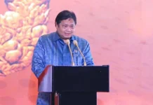 Ekonomi Tumbuh Positif, Menko Airlangga Apresiasi Jajaran Polri yang Ikut Mengawal Penanganan Pandemi Menteri Koordinator Bidang Perekonomian Airlangga Hartarto
