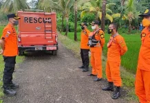 7 Wisatawan di Baubau Terseret Air Bah, 3 Ditemukan Selamat 7 Wisatawan di Baubau Terseret Air Bah, 3 Ditemukan Selamat
