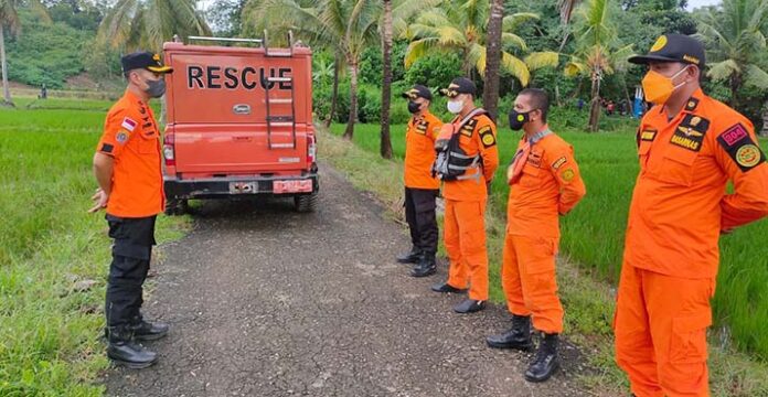 7 Wisatawan di Baubau Terseret Air Bah, 3 Ditemukan Selamat