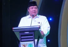 Silaturahmi dengan Ulama, Airlangga Hartarto Minta Doa agar UMKM Indonesia Bangkit Pascpandemi Menteri Koordinator Bidang Perekonomian Airlangga Hartarto