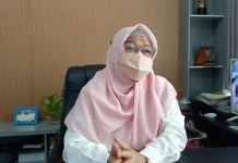 Dinkes Sebut 4 Ribu Warga Kendari Harus Mengulang Vaksinasi Dosis Pertama Kepala Dinkes Kota Kendari Rahminingrum