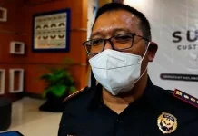 Selama 2021, Bea Cukai Kendari Himpun Penerimaan Negara Rp220,94 Miliar Kepala Kantor Pengawasan dan Pelayanan Bea dan Cukai Tipe Madya Pabean C (KPPBC TMP C) Kendari Kendari, Purwatmo Hadi Waluja