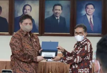 Menko Airlangga Ajak Mahasiswa Terlibat Aktif Manfaatkan Momentum Presidensi G20 Indonesia Menko Airlangga Ajak Mahasiswa Terlibat Aktif Manfaatkan Momentum Presidensi G20 Indonesia