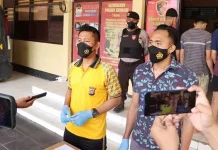Polresta Kendari Kembali Tangkap Tiga Pelaku Pengeroyokan Kakak Beradik Polresta Kendari Kembali Tangkap Tiga Pelaku Pengeroyokan Kakak Beradik